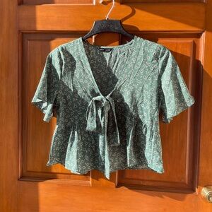 Front-tie floral top